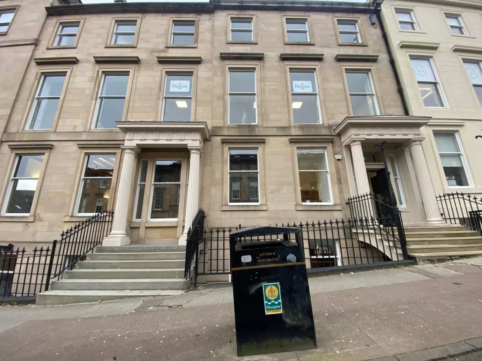 Regus Glasgow - December 2025 - Exterior Window Signage